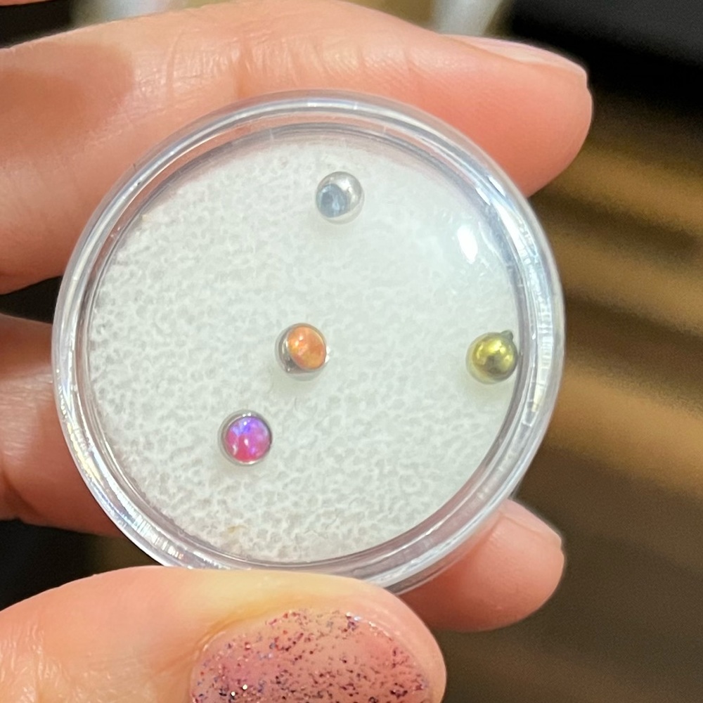 Anatometal TI Threaded Ends 18/16 gauge - Picture 15 of 17